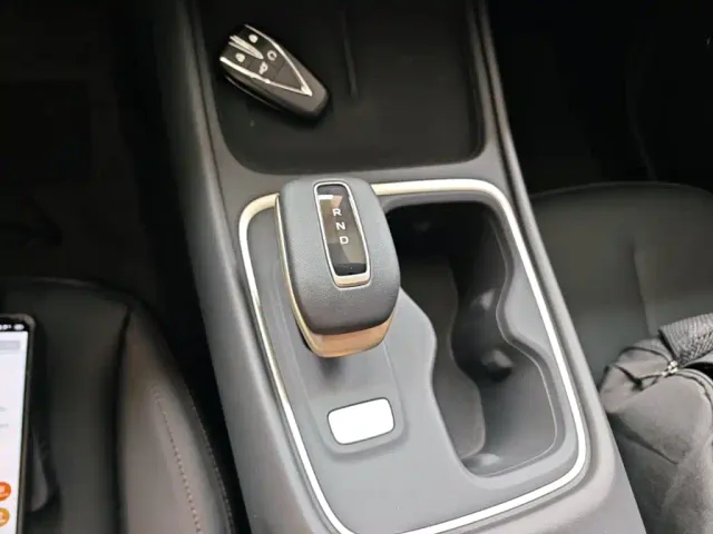 Changan Eado — Фото автомобиля 13
