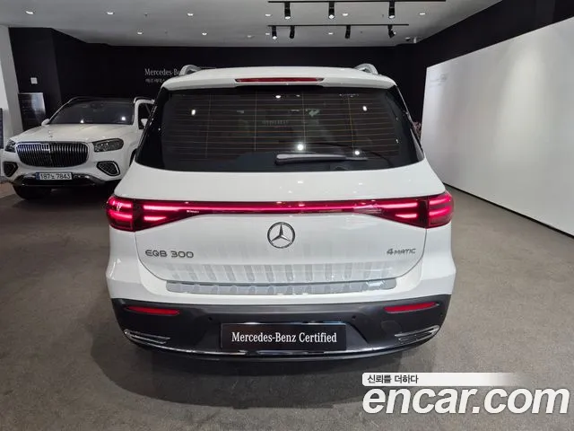 Mercedes-Benz EQB X243 — Фото автомобиля 4