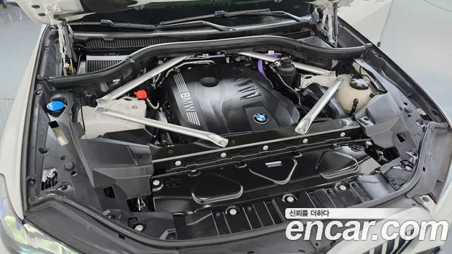 BMW X5 xDrive 40i M Sport — Фото автомобиля 4