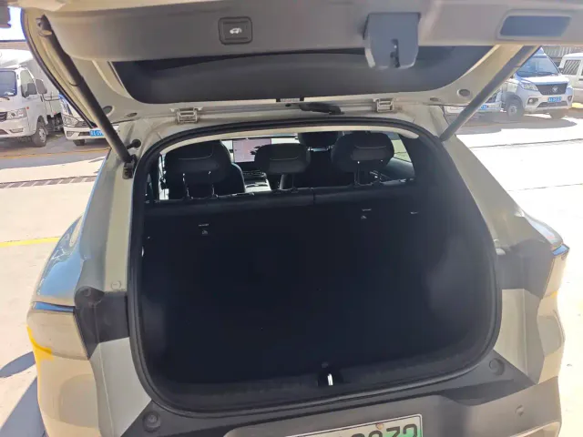Changan Qiyuan Q05 — Фото автомобиля 16