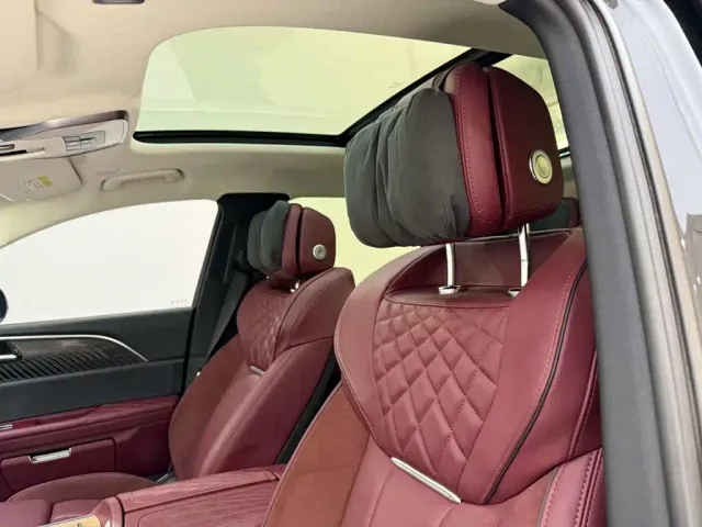 Hongqi Hongqi E-HS9 2021 460km Flagship Comfort 6-seater — Фото автомобиля 16