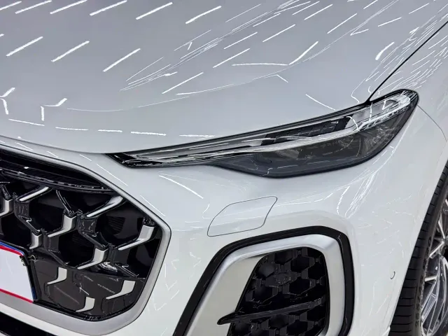 Audi Q5L — Фото автомобиля 6