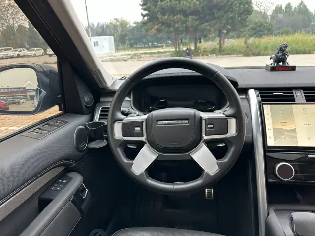 Land Rover Discovery — Фото автомобиля 22