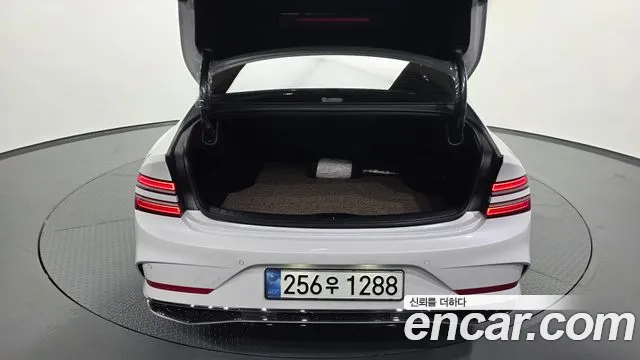Genesis G80 Бензин 2.5 турбо AWD — Фото автомобиля 20
