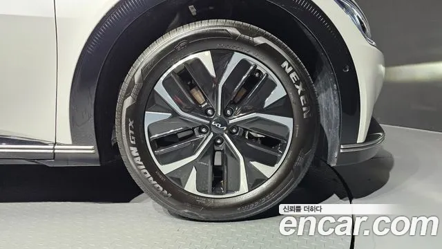 Kia EV6 — Фото автомобиля 19