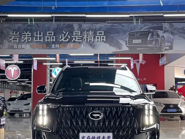 GAC Trumpchi GS8 — Фото автомобиля 3