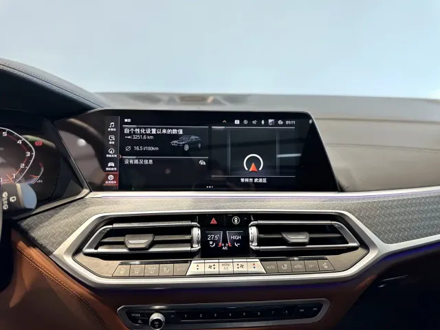 BMW X7 — Фото автомобиля 12