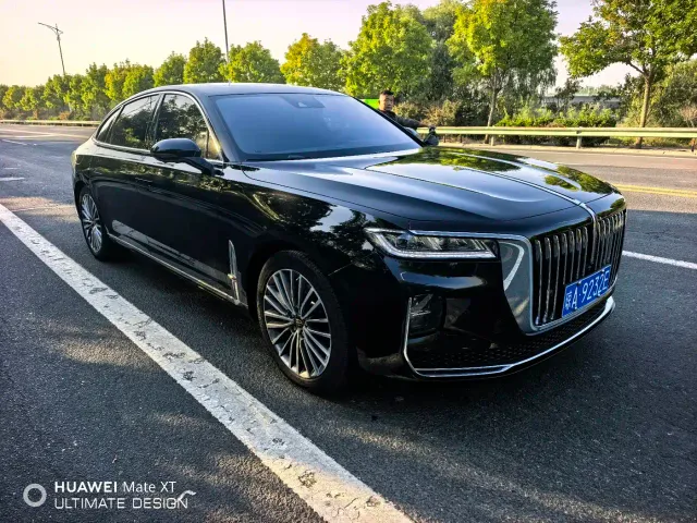 Hongqi H9 — Фото автомобиля 3