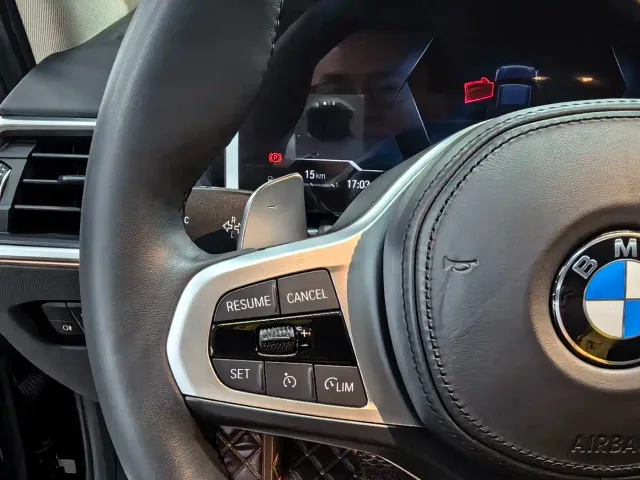 BMW 3 Series — Фото автомобиля 9
