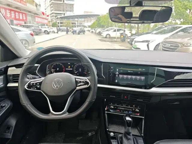 Volkswagen Passat — Фото автомобиля 6