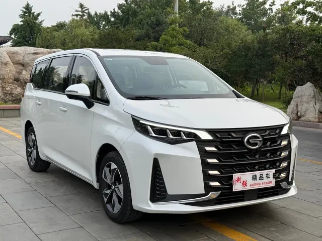 GAC Trumpchi M6 — Фото автомобиля 3