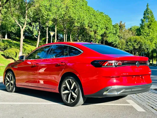 Volkswagen Lamando — Фото автомобиля 13
