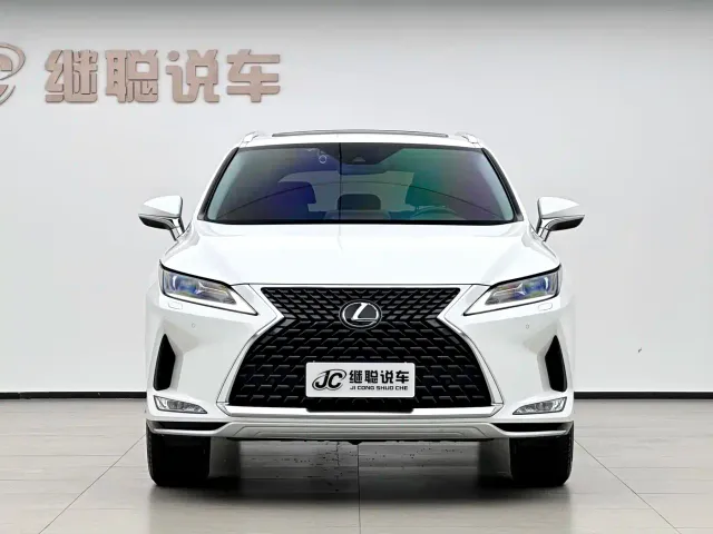 Lexus RX — Фото автомобиля 2
