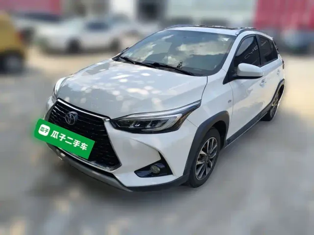 Фотография автомобиля — Toyota YARiS L Zhi Xuan