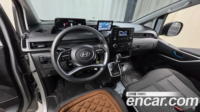 Hyundai Staria — Фото автомобиля 10