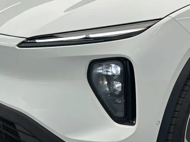 Nio ES6 — Фото автомобиля 9