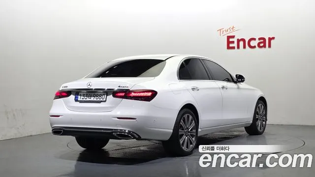 Mercedes-Benz E-Class E-класс W213 E350 4MATIC Exclusive — Фото автомобиля 2