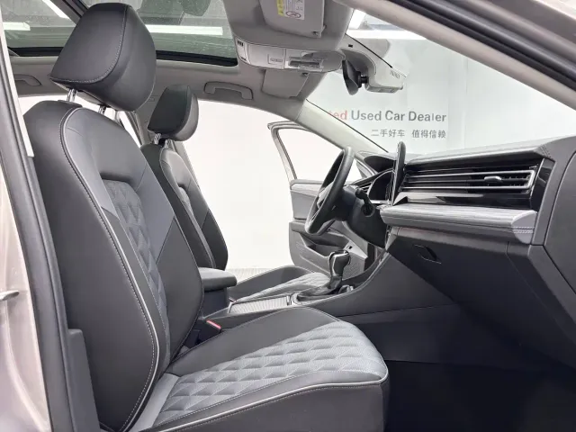 Volkswagen Sagitar — Фото автомобиля 10