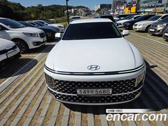 Hyundai Grandeur GN7 — Фото автомобиля 2