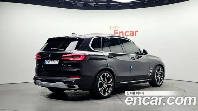 BMW X5 — Фото автомобиля 2