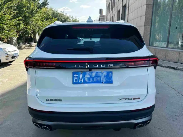 Jetour X70 Plus — Фото автомобиля 12