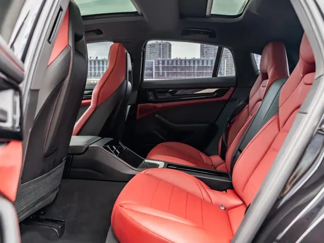 Porsche Panamera — Фото автомобиля 12