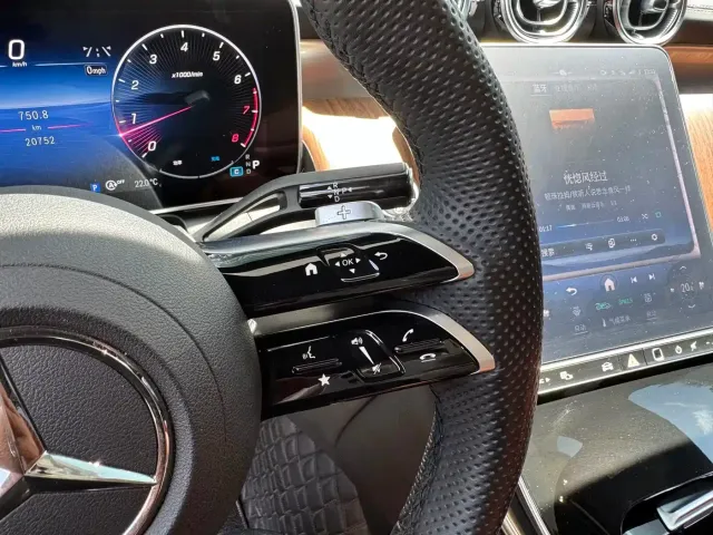 Mercedes-Benz Mercedes-Benz GLC 2024 Facelift GLC 300 L 4MATIC Sport 5-seater — Фото автомобиля 24
