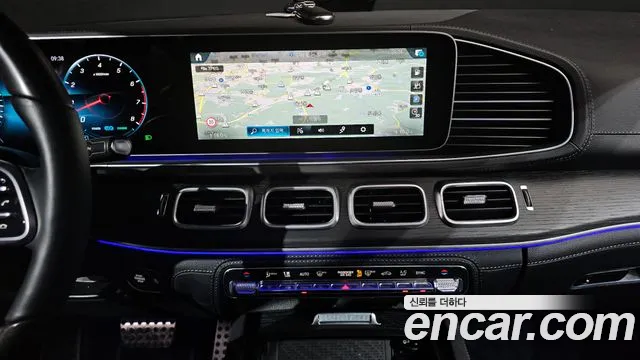 Mercedes-Benz GLS-Class — Фото автомобиля 12