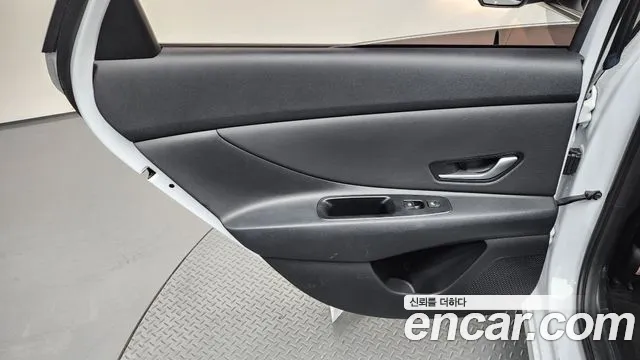Hyundai AVANTE Avante (CN7) — Фото автомобиля 23
