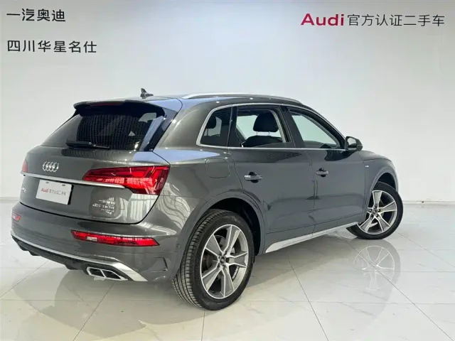 Audi Q5L — Фото автомобиля 4