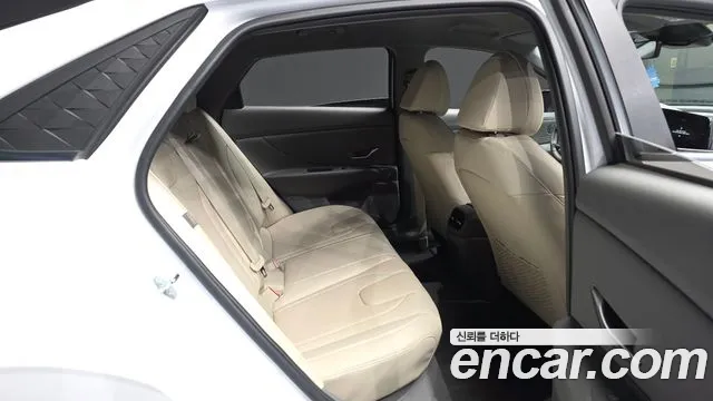 Hyundai Avante — Фото автомобиля 12