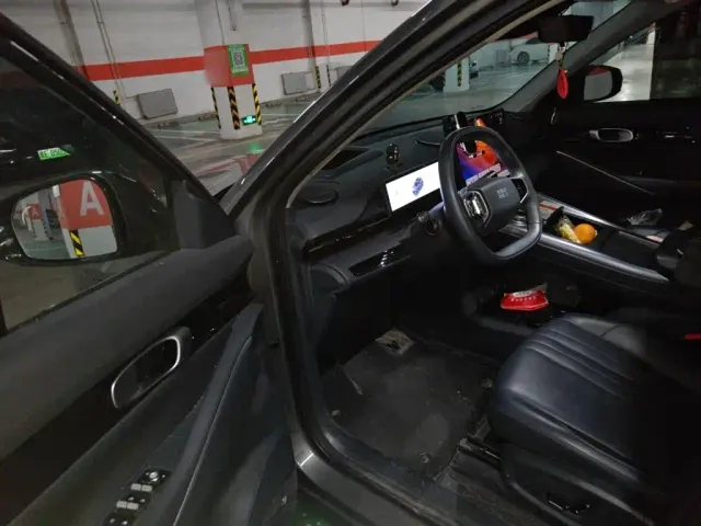 Geely Galaxy E5 — Фото автомобиля 12