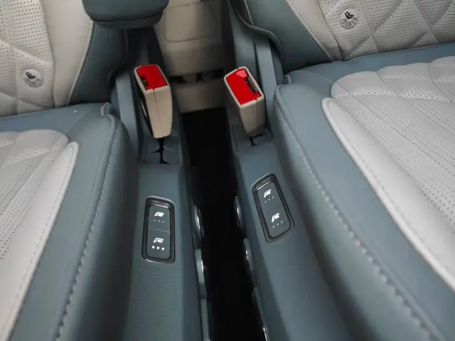 Maxus G90 — Фото автомобиля 24