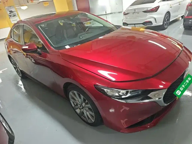 Mazda Axela — Фото автомобиля 22