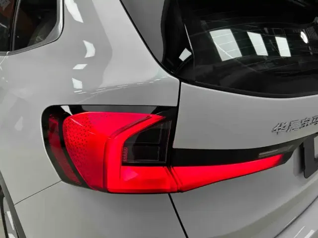 BMW X1 — Фото автомобиля 25