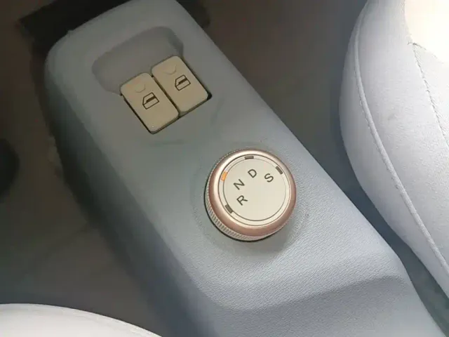DFSK Mini EV — Фото автомобиля 13