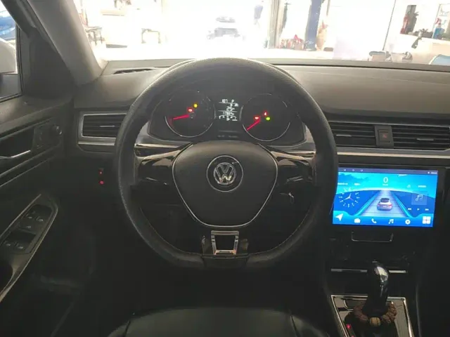 Volkswagen Bora — Фото автомобиля 10