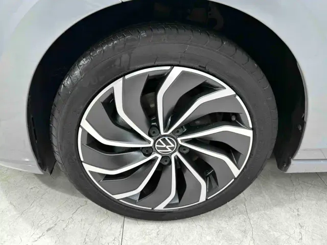 Volkswagen Golf 2023 280TSI DSG Pro — Фото автомобиля 26