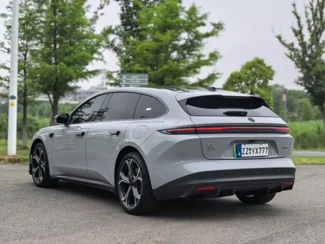 Nio ET5 Touring — Фото автомобиля 18