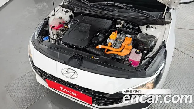 Hyundai Avante CN7 — Фото автомобиля 9