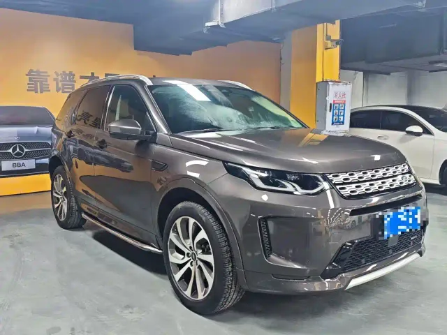 Land Rover Discovery Sport — Фото автомобиля 3