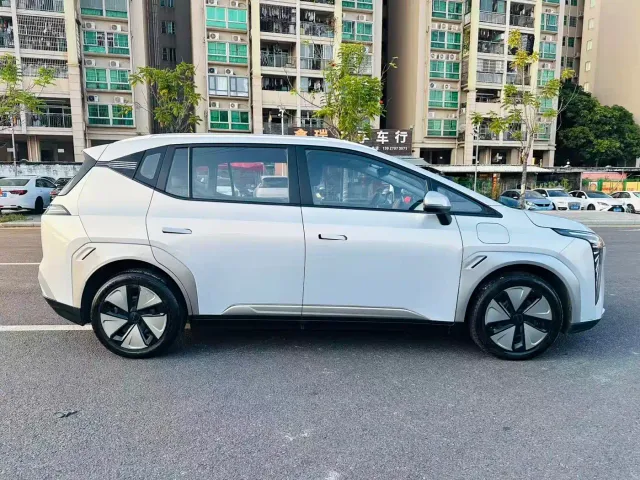GAC Aion Y — Фото автомобиля 6