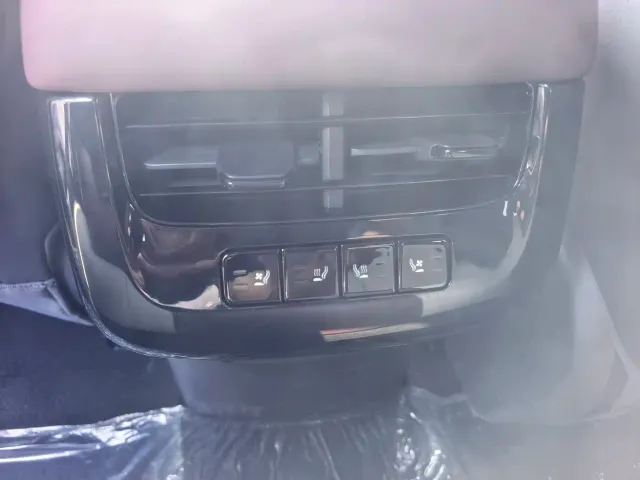 BYD Seal 07 DM-i — Фото автомобиля 16