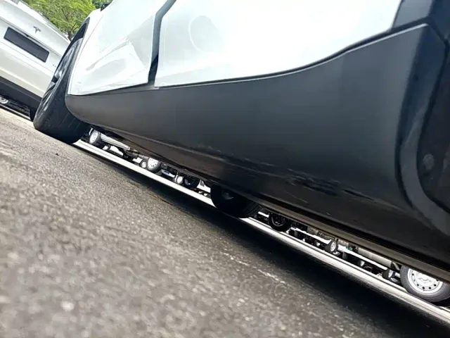 Tesla Model Y — Фото автомобиля 21