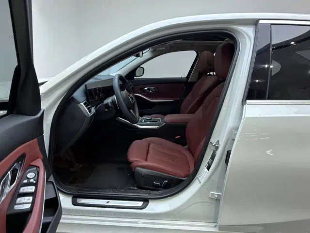 BMW 3 Series — Фото автомобиля 14