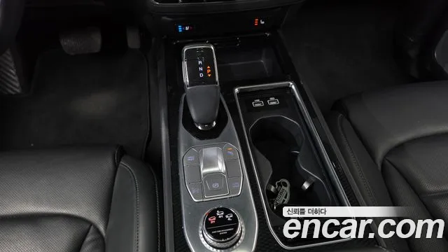 KGM Rexton New — Фото автомобиля 12