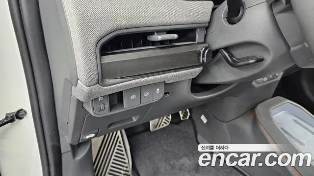 Kia EV3 — Фото автомобиля 16