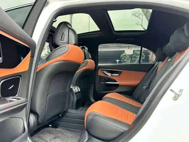 Mercedes-Benz C-Class — Фото автомобиля 15