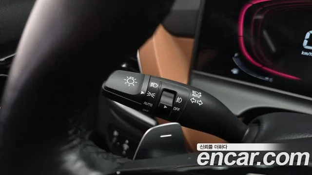 Kia Seltos New — Фото автомобиля 29