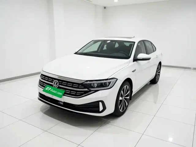 Фотография автомобиля — Volkswagen Sagitar